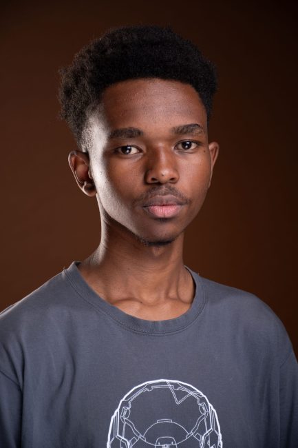 Daniel-Muturis-HEADSHOT-1